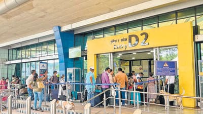 Pune, India - March 30, 2022: People queue up after delayed flights started at the Pune airport due to an unexpected runway closure caused by a tyre burst of a Sukhoi 30 MKI aircraft of Indian Air Force (IAF) in Pune, India, on Wednesday, March 30, 2022. (HT PHOTO) Pune, India - March 30, 2022: People queue up after delayed flights started at the Pune airport due to an unexpected runway closure caused by a tyre burst of a Sukhoi 30 MKI aircraft of Indian Air Force (IAF) in Pune, India, on Wednesday, March 30, 2022. (HT PHOTO)