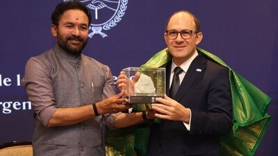 Union Minister for Coal and Mines G Kishan Reddy and Ambassador Mariano Caucino (Photo: Manoj Verma/HT) Union Minister for Coal and Mines G Kishan Reddy and Ambassador Mariano Caucino (Photo: Manoj Verma/HT)