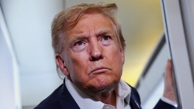 Donald Trump accused of cheating in Scotland golf match as video goes viral (REUTERS/Evelyn Hockstein) (REUTERS)