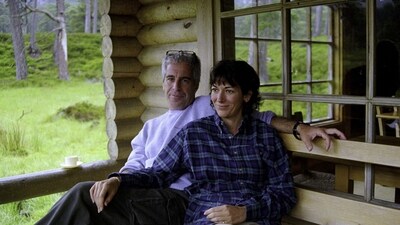 This undated trial evidence image obtained December 8, 2021, from the US District Court for the Southern District of New York shows British socialite Ghislaine Maxwell and US financier Jeffrey Epstein. (AFP) This undated trial evidence image obtained December 8, 2021, from the US District Court for the Southern District of New York shows British socialite Ghislaine Maxwell and US financier Jeffrey Epstein. (AFP)