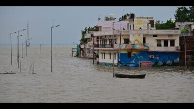 Flood-hit areas of Prayagraj on Tuesday (Anil Kumar Maurya/HT) Flood-hit areas of Prayagraj on Tuesday (Anil Kumar Maurya/HT)