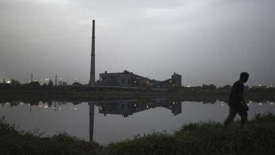 The Rajghat power plant (above), commissioned in 1989, was a coal-based thermal power station with an installed capacity of 135MW. It was decommissioned around 2015 due to environmental concerns and its contribution to air pollution. (HT Archive) The Rajghat power plant (above), commissioned in 1989, was a coal-based thermal power station with an installed capacity of 135MW. It was decommissioned around 2015 due to environmental concerns and its contribution to air pollution. (HT Archive)