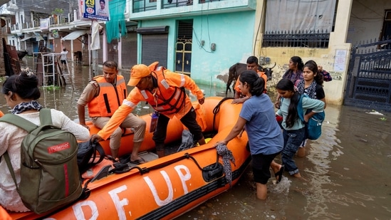 NDRF, SDRF and PAC personnel have been deployed for rescue operations in the flood-hit areas of Uttar Pradesh.(AP)
