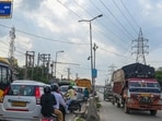 A view of Khandsa village chowk, where GMDA proposes an underpass to built on Hero Honda Chowk to Umang Bhardwaj Chowk road, in Gurugram. (Parveen Kumar/HT)