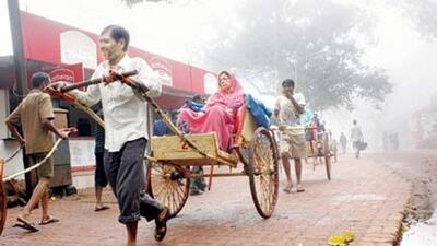 SC orders discontinuation of “inhuman” hand-pulled rickshaws in Matheran