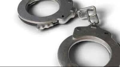A case under sections 8/21/22 of the NDPS Act and 4/25 Arms Act has been registered at Katra police station. (File)