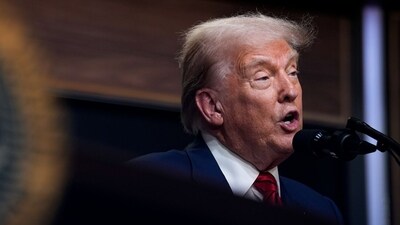 US President Donald Trump responded to a question on tariffs for countries buying Russian energy (Bloomberg) US President Donald Trump responded to a question on tariffs for countries buying Russian energy (Bloomberg)