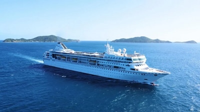 The Odyssey, which can accommodate 650 passengers, boasts a library, fitness centre, pickleball court, entertainment lounges, bars and a spa. (villavieresidences.com) The Odyssey, which can accommodate 650 passengers, boasts a library, fitness centre, pickleball court, entertainment lounges, bars and a spa. (villavieresidences.com)