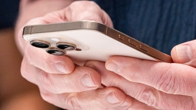 iPhone users must update their devices as soon as possible. (Bloomberg)