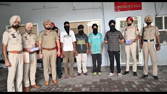 The accused in the custody of Khanna Police in Ludhiana on Wednesday. (HT Photo)