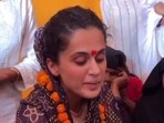Taapsee Pannu and Mathias Boe were greeted by the women of the Nanhi Kali initiative.