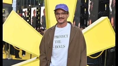 Pedro Pascals T-shirt supports which vulnerable group? Pedro Pascals T-shirt supports which vulnerable group?