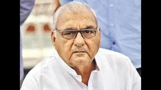 The former CM said that the Congress has been repeatedly pointing out that the Punjab government is disobeying the decision of the Supreme Court but the Haryana government is just wasting time by holding fruitless meetings,” he said.