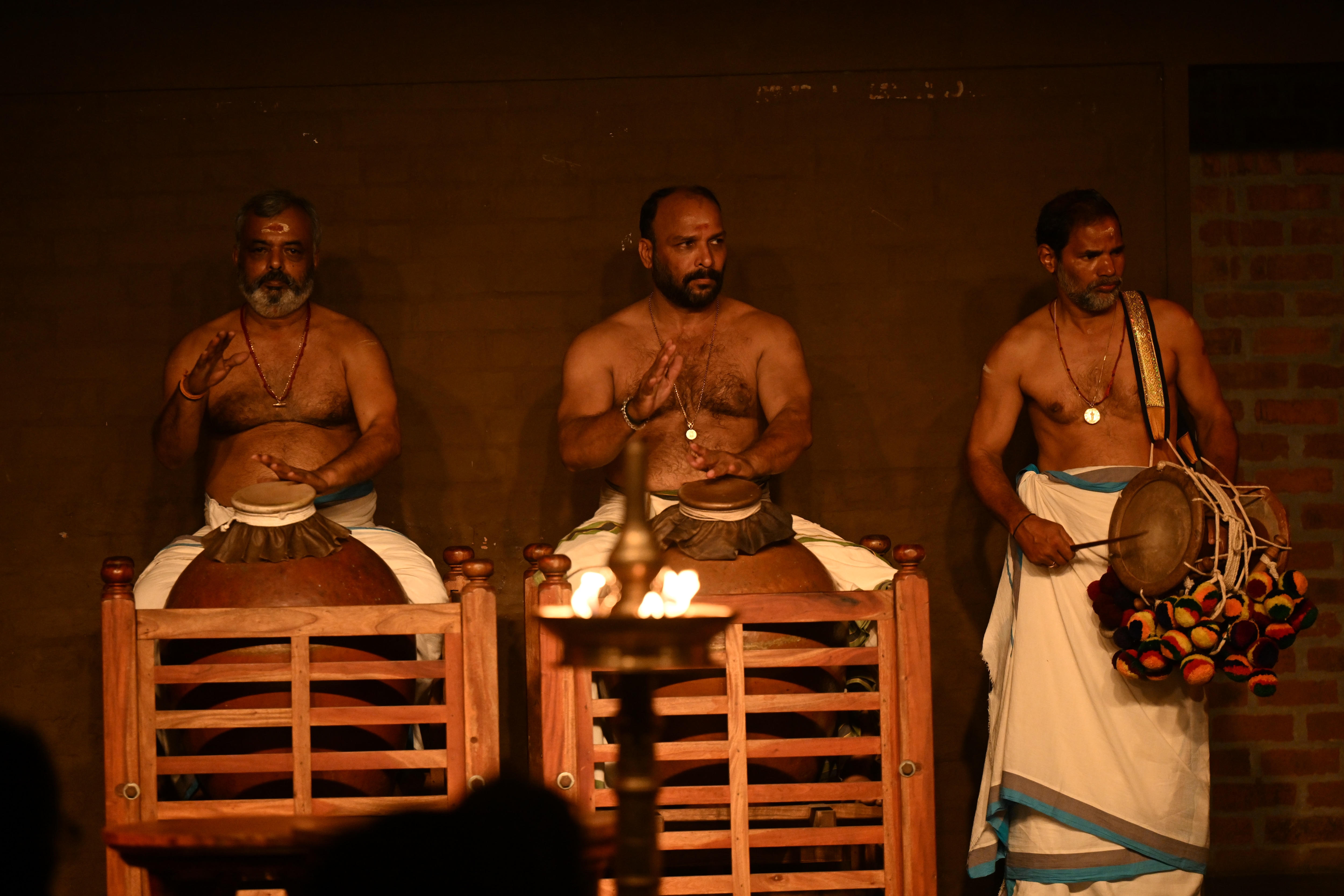 The continuously altering soundscape of the mizhavu provides a backdrop for the narrative to unfold. (Courtesy Natanakairali Archives) The continuously altering soundscape of the mizhavu provides a backdrop for the narrative to unfold. (Courtesy Natanakairali Archives)