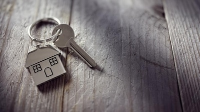 The woman announced she was moving out of her “absolute favourite place”. (X/@rooftopsodapop) The woman announced she was moving out of her “absolute favourite place”. (X/@rooftopsodapop)