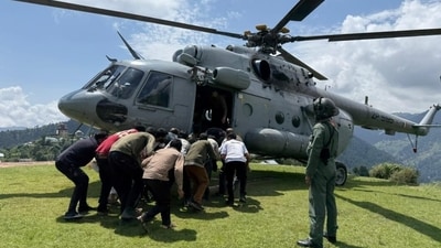 The IAF crew undertook multiple shuttles, airlifting the injured personnel, including critical cases with attendants, to Military Hospital Udhampur. (X/@IAF_MCC)
