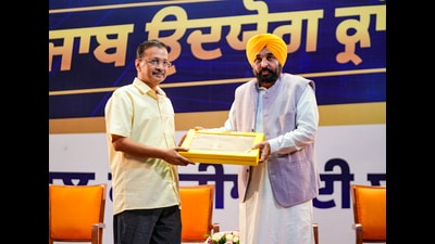 Punjab CM Bhagwant Mann and AAP national convener Arvind Kejriwal during the launch of sectoral committees at MGSIPA, in Chandigarh. (PTI) Punjab CM Bhagwant Mann and AAP national convener Arvind Kejriwal during the launch of sectoral committees at MGSIPA, in Chandigarh. (PTI)