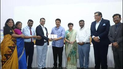 ROTTO and SOTTO awarded BJ Medical College and Sassoon General Hospital for contribution in organ donation and transplantation. (HT)