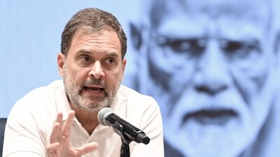 Rahul Gandhi addressing a press conference at Congress headquarters in New Delhi. (Sanjeev Verma/HT) Rahul Gandhi addressing a press conference at Congress headquarters in New Delhi. (Sanjeev Verma/HT)
