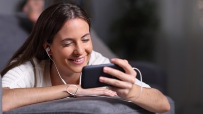 Wired earphones should be cleaned properly to avoid infection risks. (Shutterstock) Wired earphones should be cleaned properly to avoid infection risks. (Shutterstock)