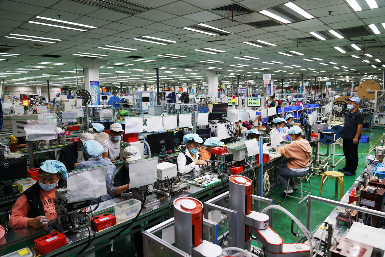 Apple Got the Jump on Tariffs, Deciding Years Ago to Make iPhones in India