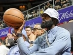 LeBron James could reunite with Stephen Curry and Jimmy Butler if he becomes a free agent after his contract with the Lakers expires. (Photo by Ethan Miller / GETTY IMAGES NORTH AMERICA / Getty Images via AFP)