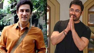 Aamir Khan and Faissal Khan are the sons of Tahir Hussain and his wife, Zeenat Hussain. Aamir Khan and Faissal Khan are the sons of Tahir Hussain and his wife, Zeenat Hussain.