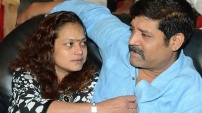 Disco Shanti and Srihari married in 1996 and have two sons and a daughter. Disco Shanti and Srihari married in 1996 and have two sons and a daughter.