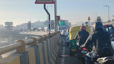 Bengaluru Traffic Police have issued an advisory urging commuters to use public transport to prevent congestion. (X) Bengaluru Traffic Police have issued an advisory urging commuters to use public transport to prevent congestion. (X)