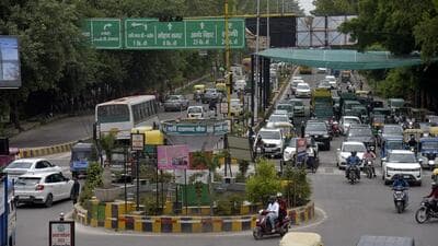 Hapur Road, which connects to NH-9, had an estimated traffic flow of about 60,000 passenger car units in 2017, a figure that officials say has since “increased many folds”. (Sakib Ali/HT Photo) Hapur Road, which connects to NH-9, had an estimated traffic flow of about 60,000 passenger car units in 2017, a figure that officials say has since “increased many folds”. (Sakib Ali/HT Photo)