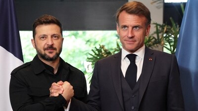 France's President Emmanuel Macron and Ukraine's President Volodymyr Zelenskiy in The Hague, Netherlands June 24, 2025. (Reuters)