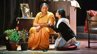 Pratima Kazmi (left) is Savitri, in Aadhe Adhure. (NSD / Instagram) Pratima Kazmi (left) is Savitri, in Aadhe Adhure. (NSD / Instagram)