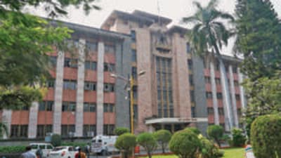 Tensions escalated as both the political group and the civic administration staged separate protests against each other following the incident. (HT FILE)