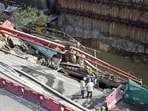 A wall at the DMRC’s construction site collapsed. (Sanjeev Verma/HT Photo)