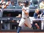  Astros designated hitter Jose Altuve (27) achieved his 250th home run in the game against the New York Yankees at Yankee Stadium.