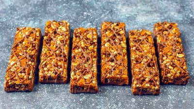 These no-bake date bars sound like a tasty and nutritious snack or dessert option for when you are craving something sweet. (Representative picture: Freepik) These no-bake date bars sound like a tasty and nutritious snack or dessert option for when you are craving something sweet. (Representative picture: Freepik)