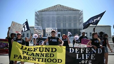 Anti-abortion activists demonstrate at the US Supreme Court to mark the third anniversary of 'Roe v. Wade' being overturned in Washington, DC, on June 24, 2025. (AFP File) Anti-abortion activists demonstrate at the US Supreme Court to mark the third anniversary of 'Roe v. Wade' being overturned in Washington, DC, on June 24, 2025. (AFP File)