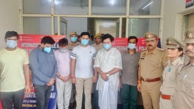 Acting on a tip-off, police raided a premises at BS-136, Sector 70, Noida, around midnight on Sunday, where the accused had set up the fake office. (HT Photo) Acting on a tip-off, police raided a premises at BS-136, Sector 70, Noida, around midnight on Sunday, where the accused had set up the fake office. (HT Photo)