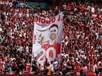 Arne Slot reacts to Crystal Palace fans booing at a tribute for Diogo Jota
