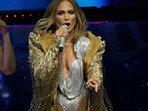 JLo swats off a cricket that had climbed onto her mid-performance with grace, says 
