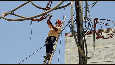 PSPCL has deployed clerical staff and other non-technical employees, including women, to run 66 KV substations. (HT Photo) PSPCL has deployed clerical staff and other non-technical employees, including women, to run 66 KV substations. (HT Photo)