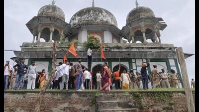 Police personnel at the site after members of Hindu right-wing outfits allegedly created ruckus at the mausoleum, in Fatehpur, Monday. (PTI Photo) Police personnel at the site after members of Hindu right-wing outfits allegedly created ruckus at the mausoleum, in Fatehpur, Monday. (PTI Photo)