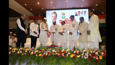 Senior Congress leaders Babasaheb Thorat, Vijay Vadettiwar, Satej Patil and Vishwajeet Kadam were present for the orientation workshop. (HT PHOTO) Senior Congress leaders Babasaheb Thorat, Vijay Vadettiwar, Satej Patil and Vishwajeet Kadam were present for the orientation workshop. (HT PHOTO)