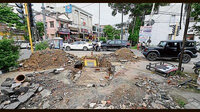 The cave-in, which occurred around 10 days ago in Model Town, had forced the MC to block the section for safety reasons. (Gurpreet Singh/HT) The cave-in, which occurred around 10 days ago in Model Town, had forced the MC to block the section for safety reasons. (Gurpreet Singh/HT)