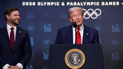 U.S. President Donald Trump and Vice President JD Vance in the South Court Auditorium on the White House campus in Washington, D.C., U.S., August 5, 2025. (File photo/Reuters)