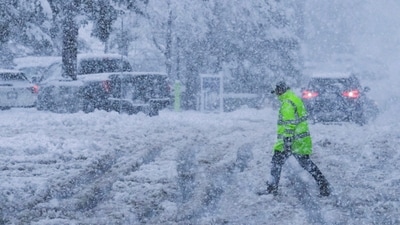 Farmers’ Almanac predicts an early, snowy 2025–2026 winter. (AP FILE ) Farmers’ Almanac predicts an early, snowy 2025–2026 winter. (AP FILE )