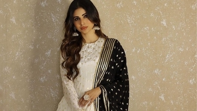 Mouni Roy says being typecast doesn't bother her anymore. (Photo: Instagram) Mouni Roy says being typecast doesn't bother her anymore. (Photo: Instagram)