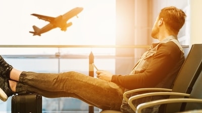 Traveler says it took ‘1 minute’ to be ‘welcomed back’ to US, urges ‘race baiters’ to stop spreading airport rumors (Unsplash - representational image) Traveler says it took ‘1 minute’ to be ‘welcomed back’ to US, urges ‘race baiters’ to stop spreading airport rumors (Unsplash - representational image)