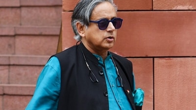 Shashi Tharoor's remarks come as several Oppostion MPs marching towards the EC office were stopped and detained by the Delhi Police. (File/ANI) Shashi Tharoor's remarks come as several Oppostion MPs marching towards the EC office were stopped and detained by the Delhi Police. (File/ANI)