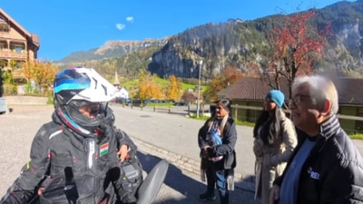 The interaction turned touching when the man noticed the tricolour on the biker's jacket. (Instagram/mysticriderprateek)